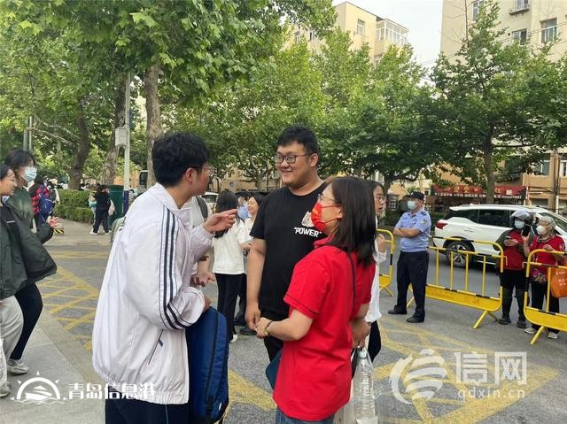 直击高考：数学考试结束 老师建议考过了就不要去想了