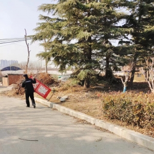 同和执法中队：“清除道路广告招牌，维护城市环境美观”