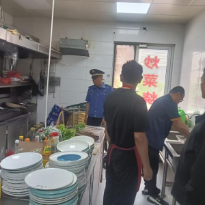 凤台中队多措并举 强化餐饮油烟源头管控