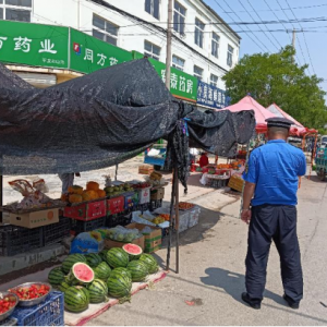 云山中队：开展市容专项整治，营造宜居环境