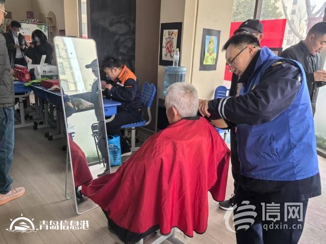 ​台柳路社区开展“红柳情”便民小专场活动 磨刀服务又添“新”力