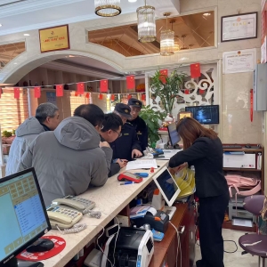 平度市东阁街道执法中队：垃圾分类齐参与，共享环保低碳生活 ...