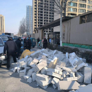 平度市凤台执法中队：高效整治建筑垃圾乱象 守护居民生活环境 ...